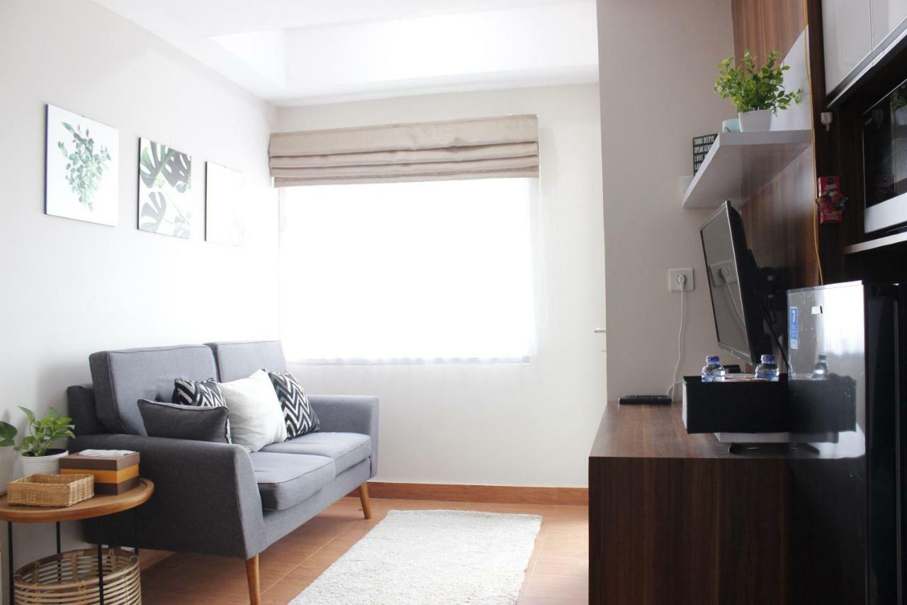 Comfy 2br At Grand Afrika By Travelio Apartemen